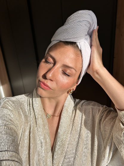 Mikrofaser Handtuch für Haare: schonendes Trocknen ohne Haarbruch und Frizz