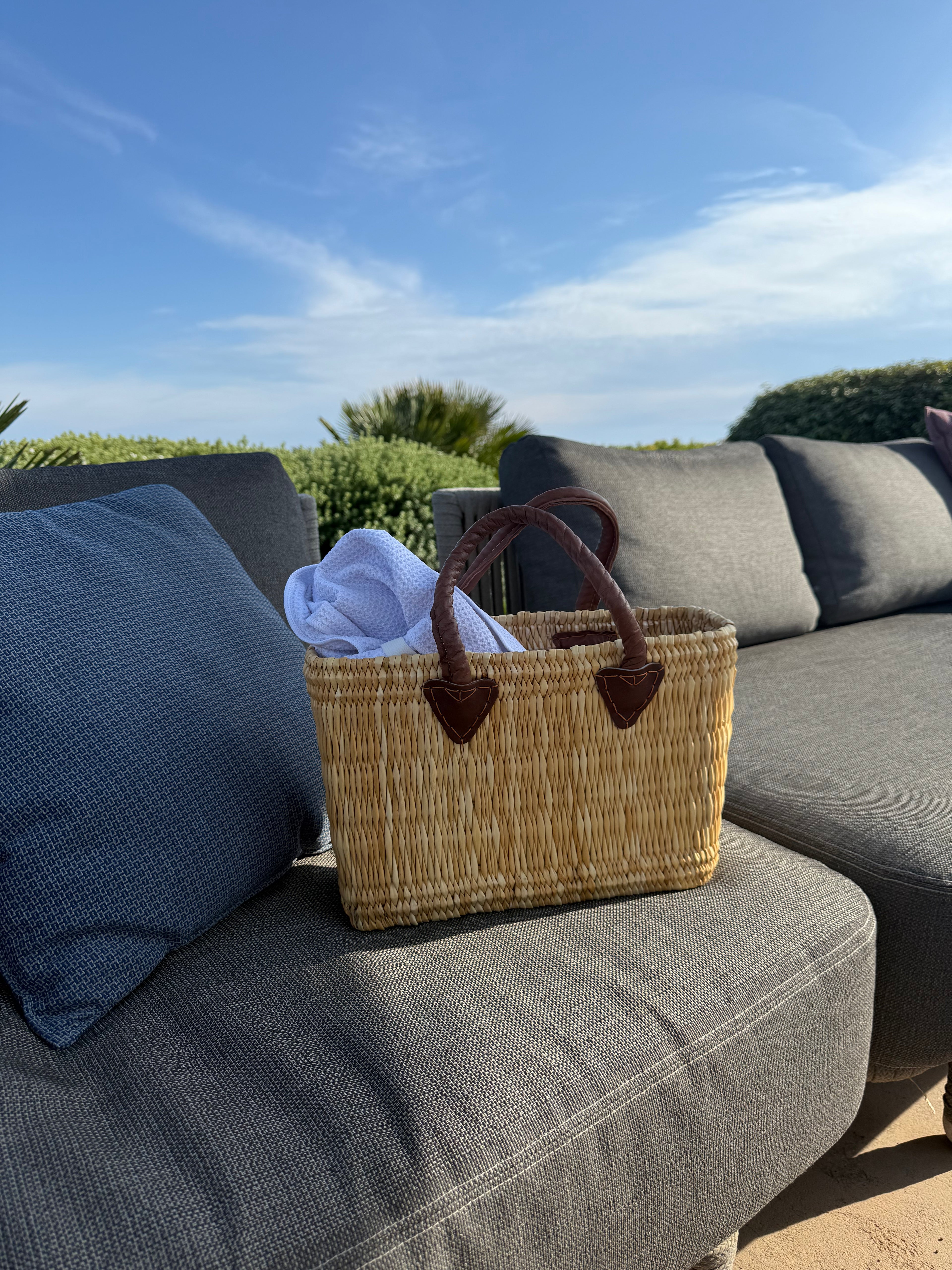 Mikrofaserhandtuch am Strand perfekt für nach der Haarwäsche